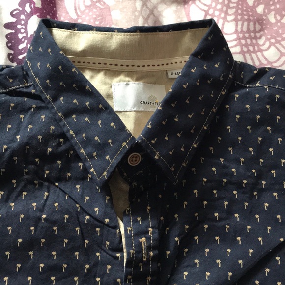 button up shirt - Picture 3 of 3